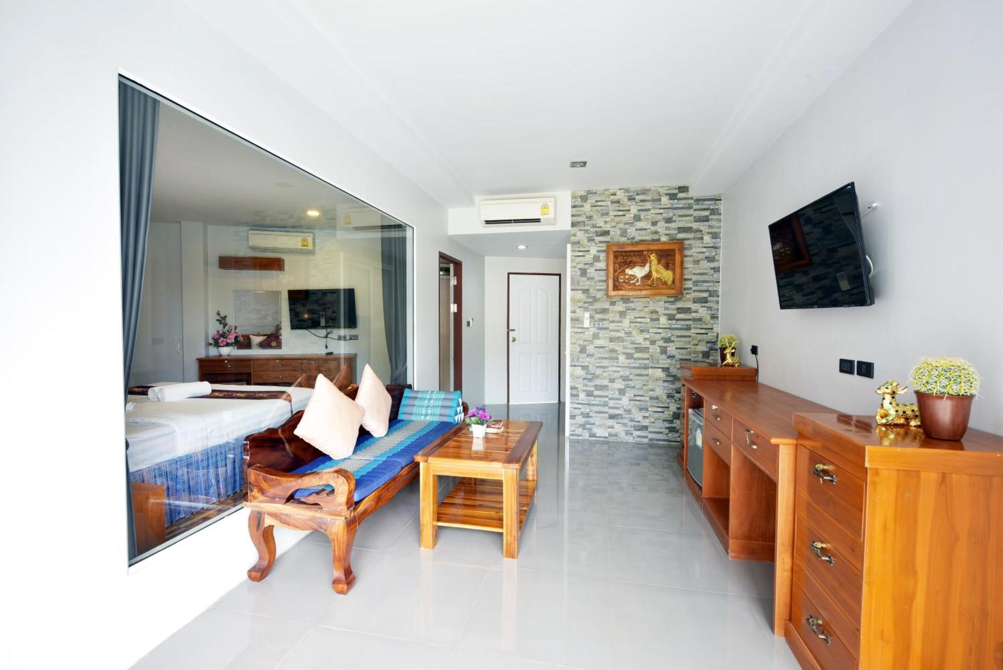 Hotel Lagoon
